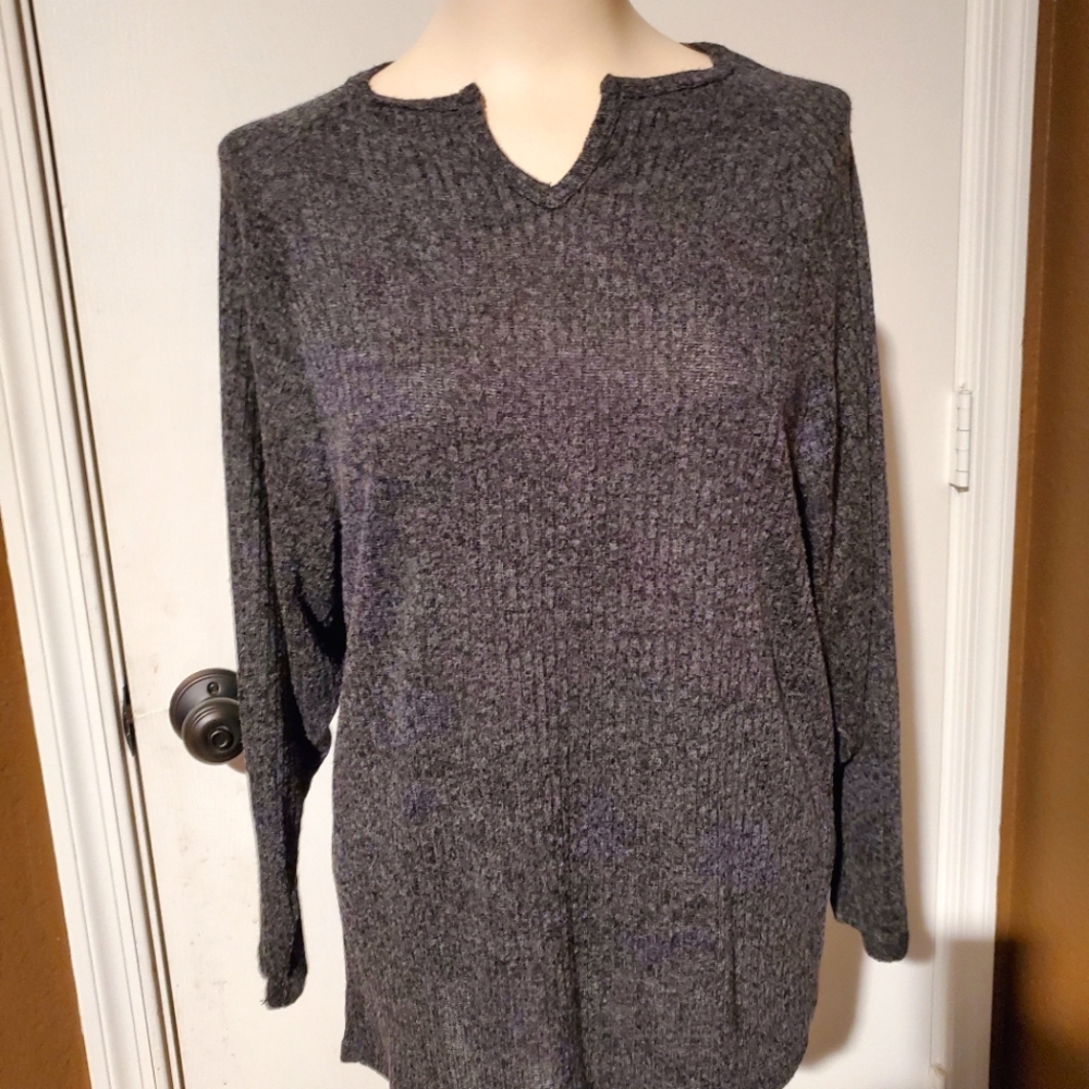 Women's sweater